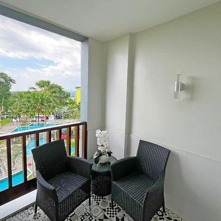 ASTON Bogor Hotel&Resort Exterior foto