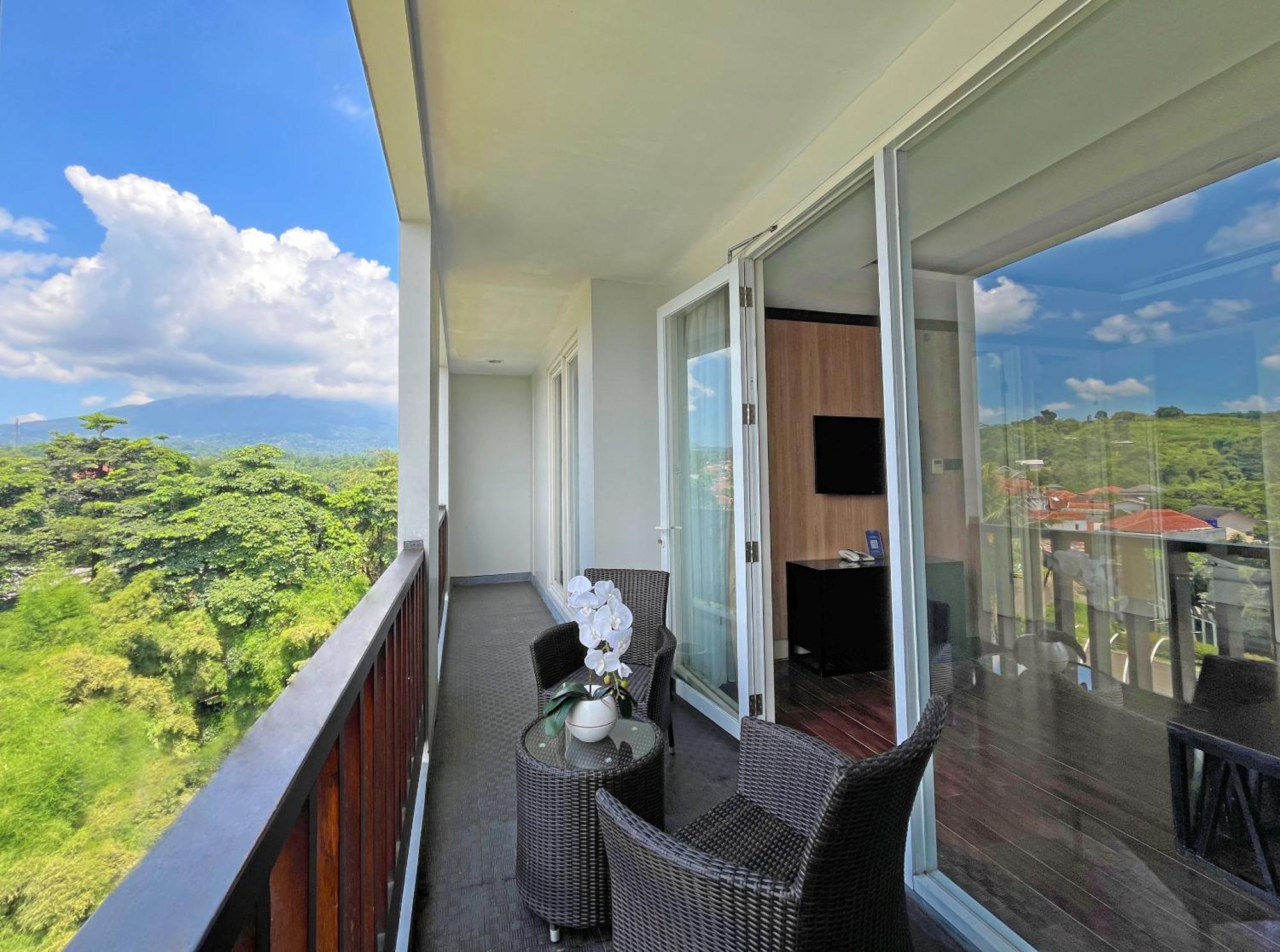 ASTON Bogor Hotel&Resort Exterior foto