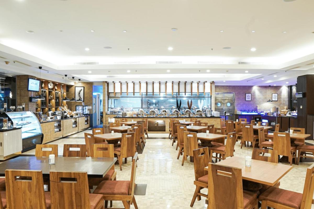 ASTON Bogor Hotel&Resort Exterior foto